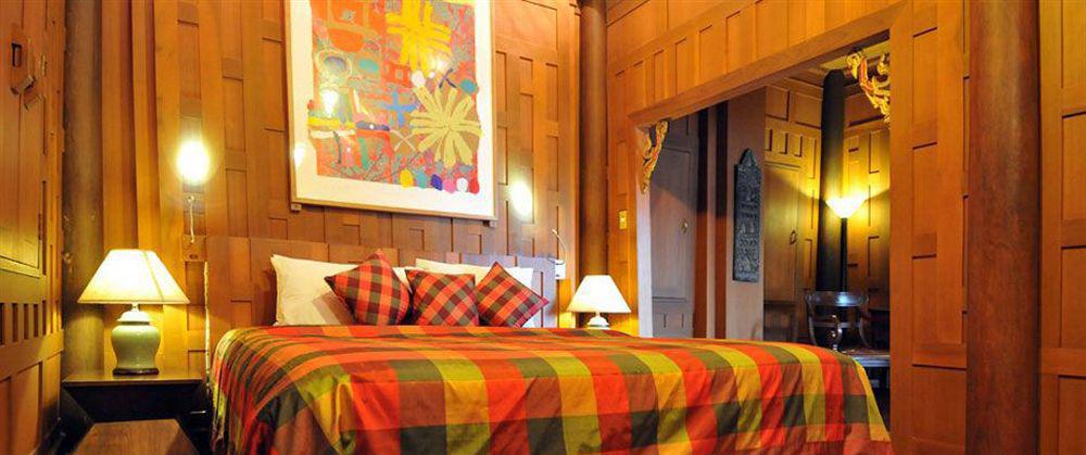 Chakrabongse Villas Бангкок Экстерьер фото